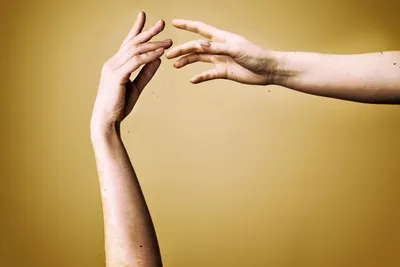 Руки с зудом: изображение для лечения